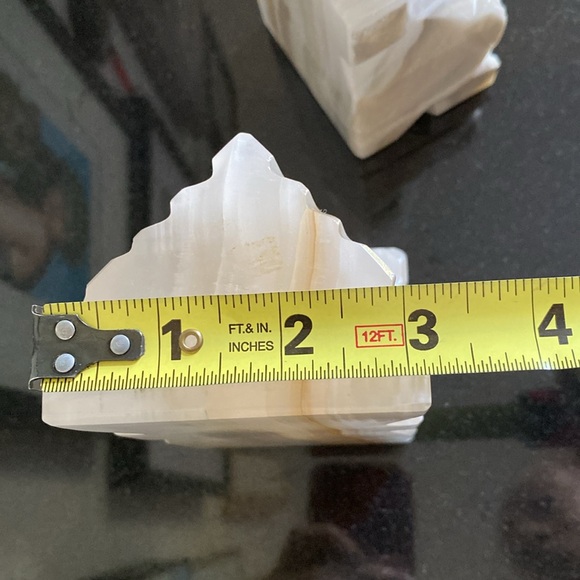 Book ends marble! Vintage! 70’s Carved, sculpture! Mexican warriors! - Picture 8 of 15